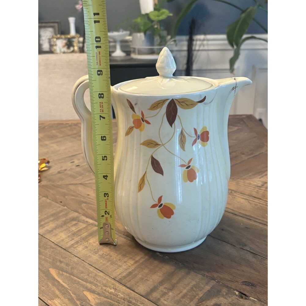 Vintage Hall China coffee pot in the "Autumn Leaf" pattern - Picture 6 of 6